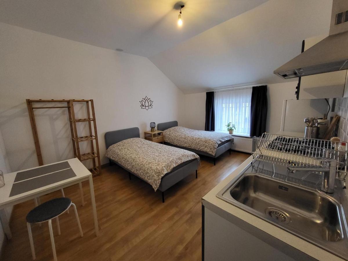Studios Idealement Situes - Eu Etterbeek Dış mekan fotoğraf